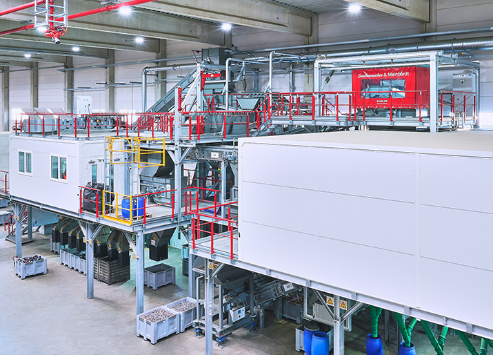 Moderne Sortier- und Recyclinganlage für Altbatterien in der Batterierecycling-Anlage in Ginsheim-Gustavsburg. © 2026, Saubermacher, Andre Dallavalle